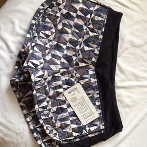 Lululemon Hot Cheeks shorts II